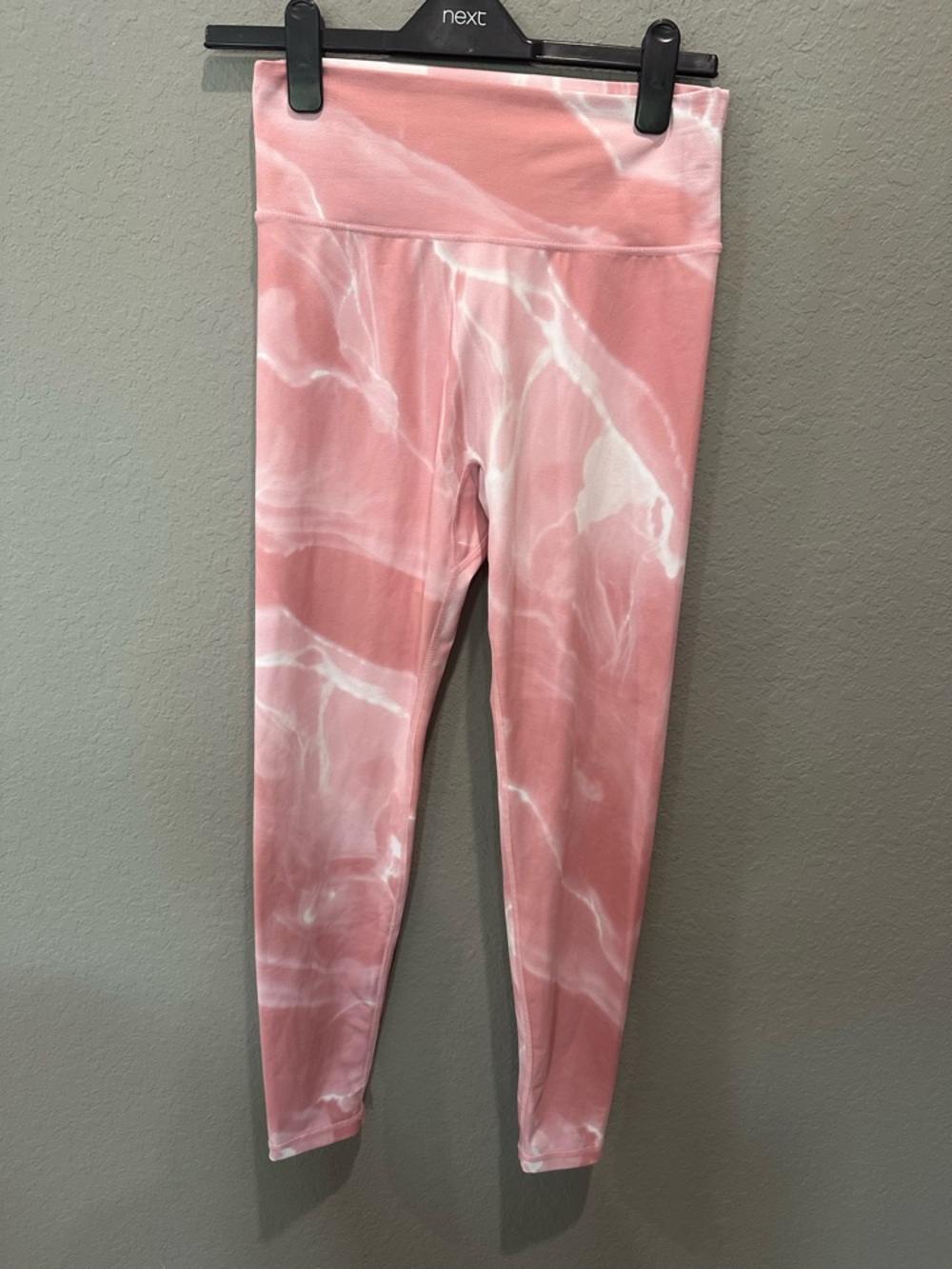 Buff Bunny Collection Pink And White Leggings Sz L Inseam 27”